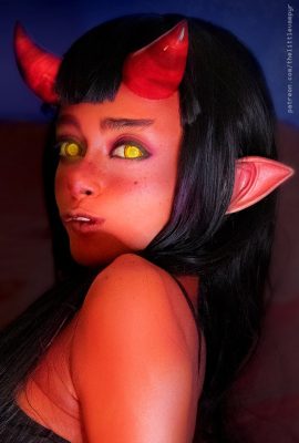 Der kleine Vampir – Meru Succubus