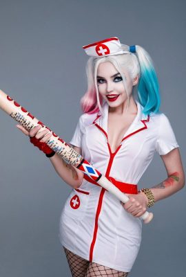 Kalinka Fox – Krankenschwester Harley