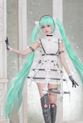 Hatsune Miku SEGA Sound Game Birdcage ver.cos @小素SeeU (9 Fotos)