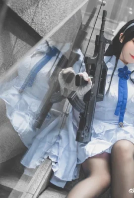 Girls Frontline 95 Style @I am not A Cheng’s Weibo (Firefly Animation and Game Carnival) (9 Fotos)