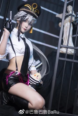 Azur Lane Minsk „Thunderbolt Warden“ @BaRuBaRu (9 Fotos)