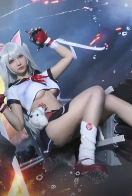 Azur Lane Yudachicn: Inugami Rakuko (8 Fotos)