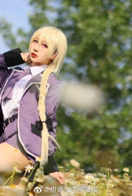 FGO Jeanne d'Arc Schuluniform @sweet isatis root (9 Fotos)