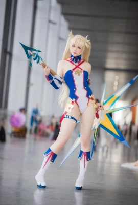 FGO Bradamante@京月唧唧 (Hatsumonogatari Comic-Ausstellung) (9 Fotos)