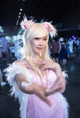 League of Legends Ahri @十五iChigo (Evil Summer Festival 2020) (9 Fotos)