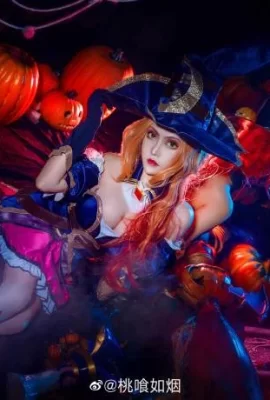 League of Legends Halloween Charmante Hexe Miss Doom: @太喰如五月, Fury of the Storm: @诺米_CN光 (9 Fotos)