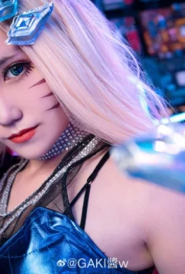 League of Legends K/DA Ahri @GAKI Jiangw (9 Fotos)