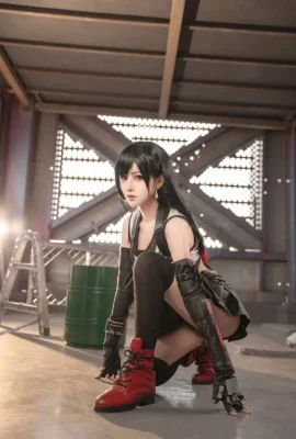 „Final Fantasy“ Tifa Cosplay[CN: Shika Xiaolulu](10 Fotos)