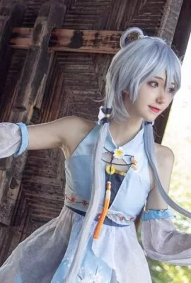 Nantao Momoko Luo Tianyi COS schöne Bilder teilen (9 Fotos)