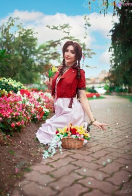 Luxlo Cosplay – Aerith