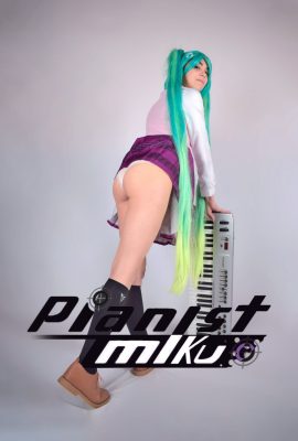 Elisabeth Hope – Pianistin Miku