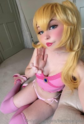 Belle Delphine – Prinzessin Peach