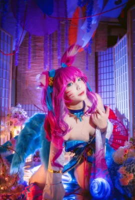 League of Legends Ahri Soul Lotus@Ah Fat isst gern, isst, isst, Welle, Welle, Welle (9 Fotos)