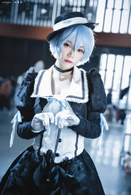 Neon Genesis Evangelion Rei Ayanami @Coser Sissi (Foto: @ZWEI-Unit 2) (9 Fotos)