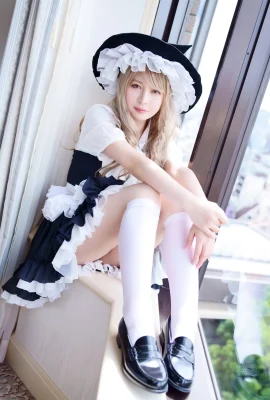 Touhou Cosplay Kosucchi – „Marisa Kirisame“ (COSH-104) (10 Fotos)