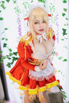 Yurihime – Nero-Dienstmädchen