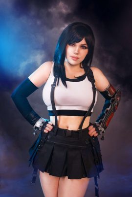 Alice Cosplay – Tifa