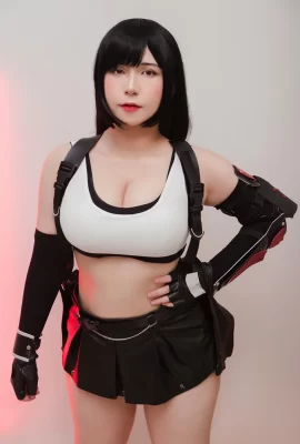 (UyUy) Tifa Lockhart (Final Fantasy VII)