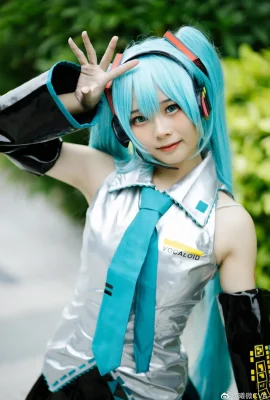 Hatsune Miku@西伟CVA (Guangzhou Liying Animation Carnival) (9 Fotos)