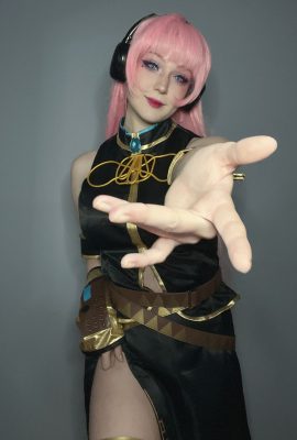 Satinsterne – Luka Megurine