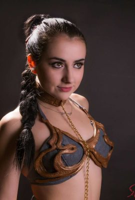 Karrigan Taylor – Leia