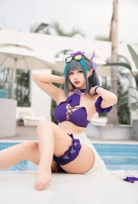 Momoko – Cheshire Azur Lane