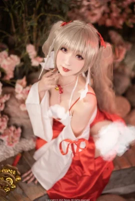 Azur Lane Fantastisches Hexenkostüm @_Unie_ (10 Fotos)