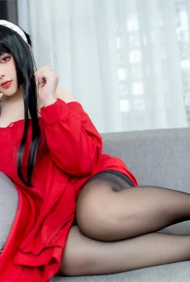 Yor Forger @Neppu (8 Fotos)