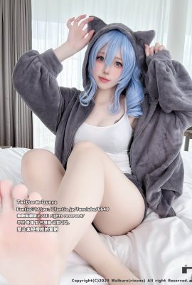 Rizuna – Hoshimachi Suisei Confy