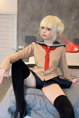 Caticornplay – Toga