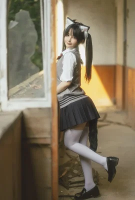 Sakurai Nene Cosplay Ruins  Schönes Mädchen