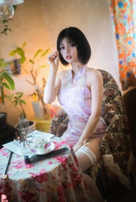 U.Hwa – Mood Pink (81 Fotos)