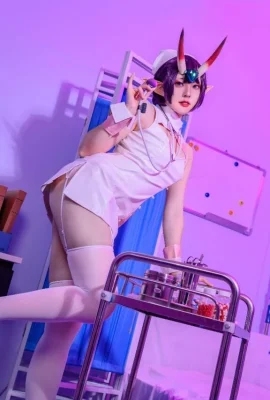 Natsuko Natsuko – Krankenschwester Shuten