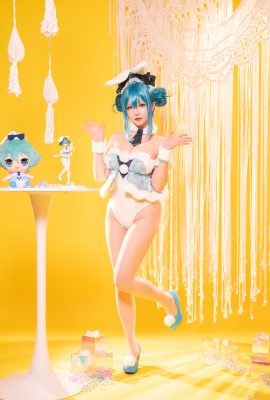 (Hoshilily) September 2023 Plan A – Hatsune Miku BiCute Bunnies (White Bunny Version)