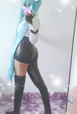 Yuusachii – Miku