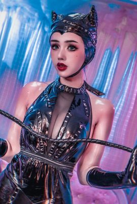 Titanlegierung TiTi – Catwoman