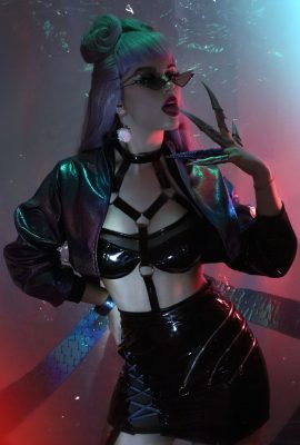 Angie Strelnikova – Evelynn All-OUT
