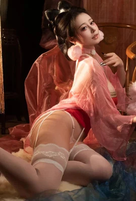 Das süße Mädchen Nai Xijiang, schöner Fuchs im antiken Stil, Thema Dajier, sexy rosa Tüllkleid mit weißen Seidenstrümpfen, zeigt ihren prallen Körper in Versuchung, Foto 108P