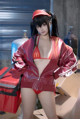 Anime -Blogger dumme Momo maimen thema private sexy rote sexy Unterwäsche mit weißen Strümpfen, die ihre Haut, aufrechte Gesäß und verlockende Fotos von ihren Beinen zeigen …