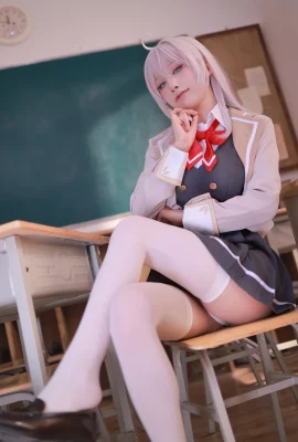 Anime -Bloggerin Shui Miao Aqua Allys Klassenkamerads sexy  Schönes Mädchen  Uniform weiße Unterwäsche mit weißen Strümpfen, um ihrem prallen Körper verlockend Foto 91p zu zeigen