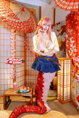 Japanisches sexy Mädchen vonoru-Miia Monster Musume Thema Sexy Schlangen Frauen Outfit enthüllt weiße Unterwäsche, um ihr heißes Körper Versuchungsfoto 66p zu zeigen