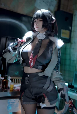 Anime -Blogger Dummes Momo Jue Que Zero Jiandu Thema Sexy schwarze Unterwäsche mit schwarzen Strümpfen enthüllt glänzende Haut, um ihre prallen Figur und ihr verlockendes Foto zu zeigen …