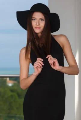Kira Zen – Voliana (99 Fotos)