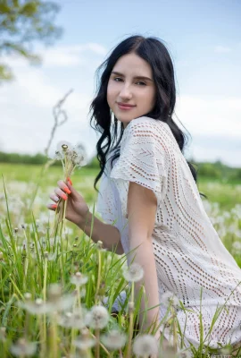 Sasha Jane – Löwenzahn (105 Fotos)