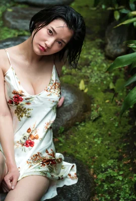 (Exportiert von ARISA) Schneeweiß und pralle Figur mit Ausbruch der Versuchung (22 Fotos)